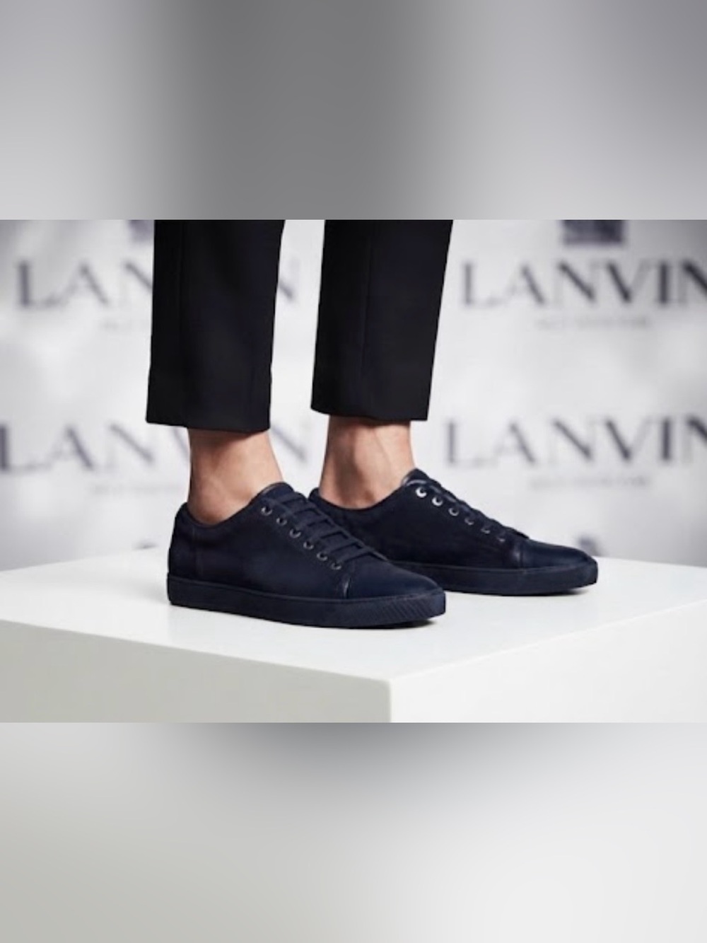 Authentic Lanvin mens signature designer navy leather & suede sneakers sz 11